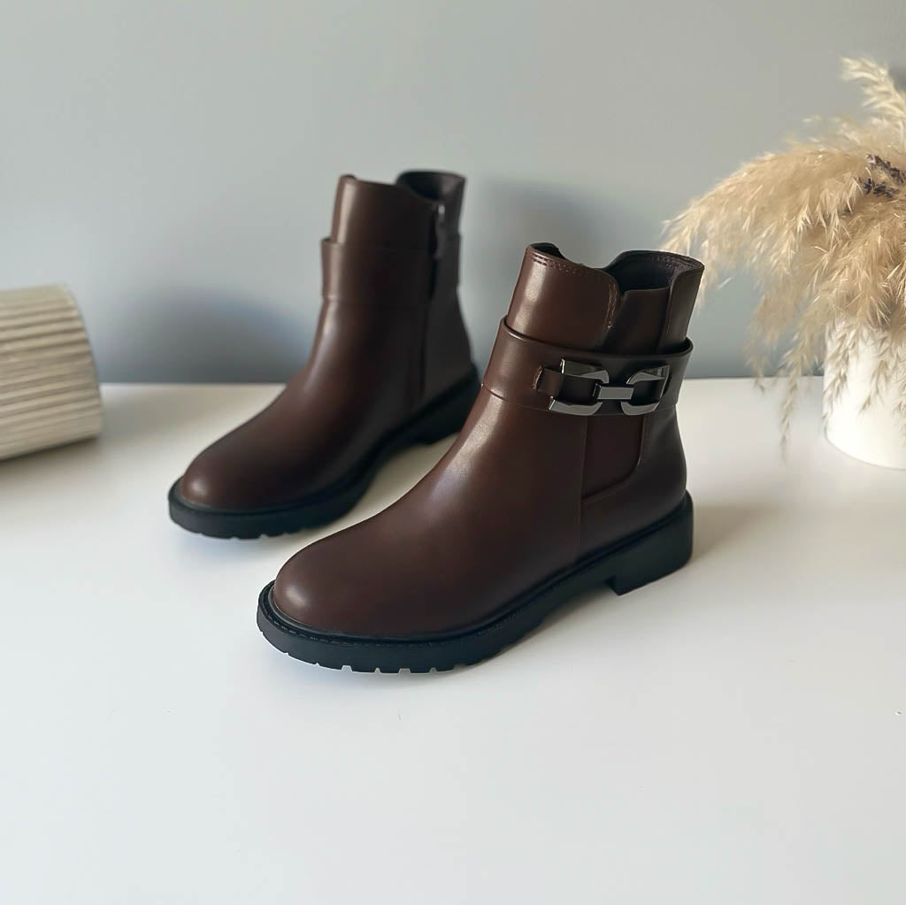 Ghete dama, piele ecologica, maro, 506