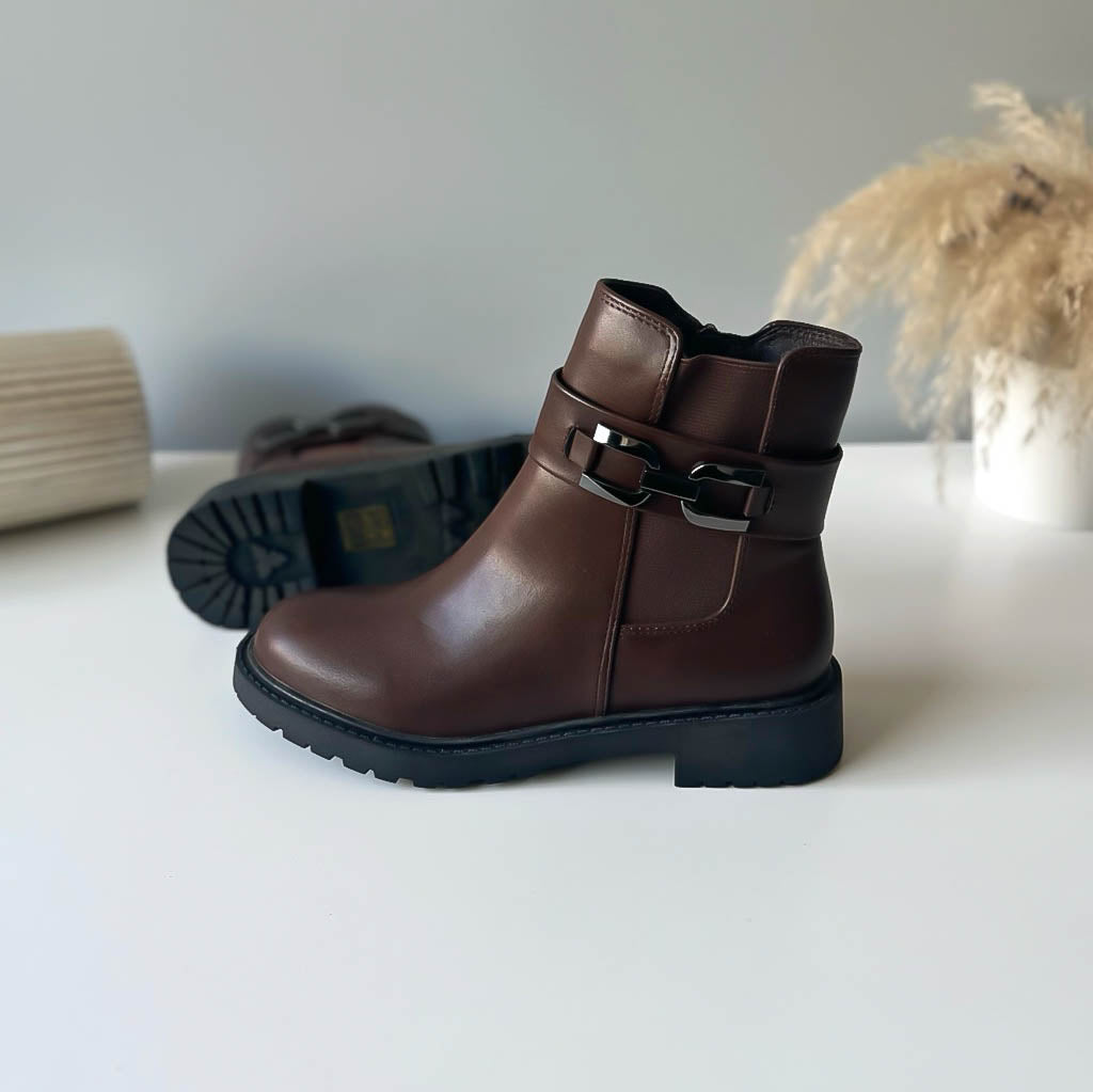 Ghete dama, piele ecologica, maro, 506