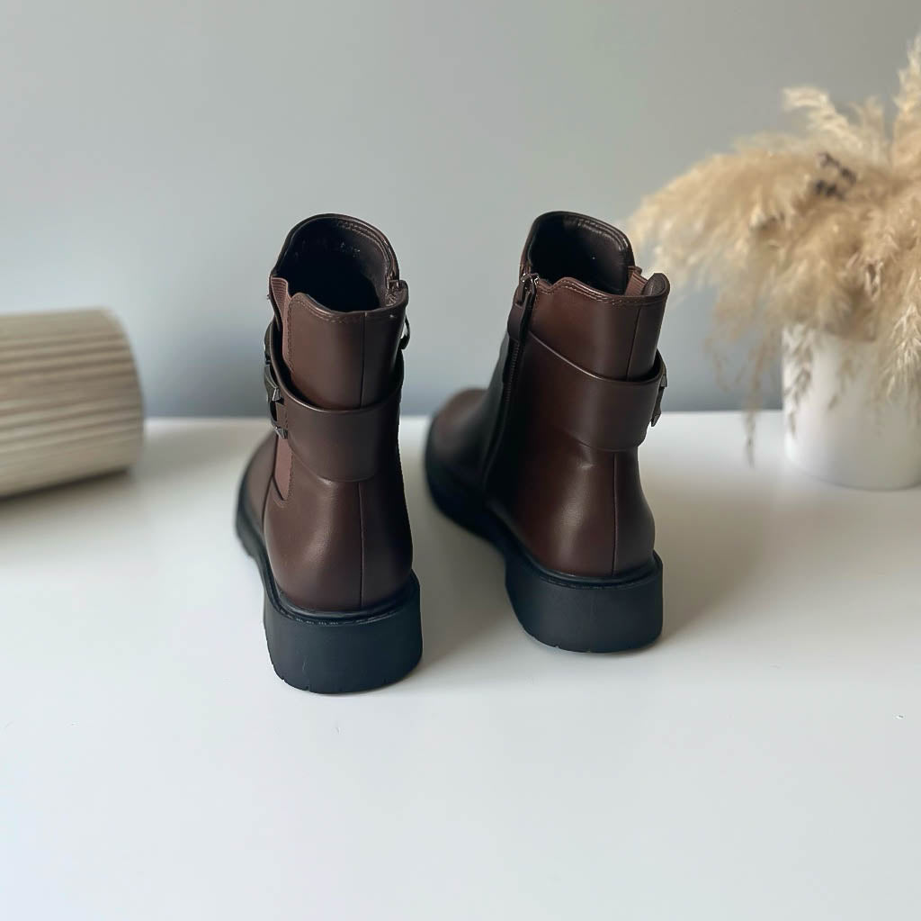 Ghete dama, piele ecologica, maro, 506