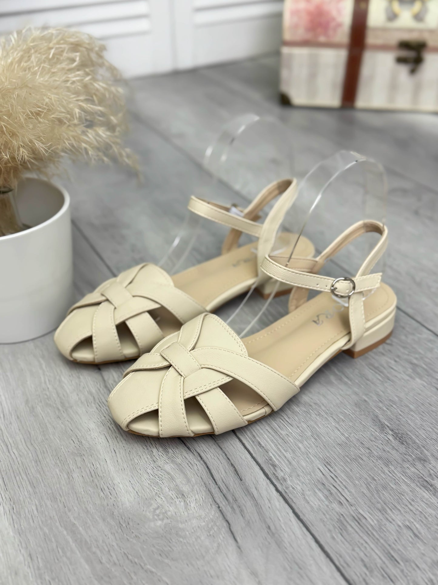 Sandale dama crem 620
