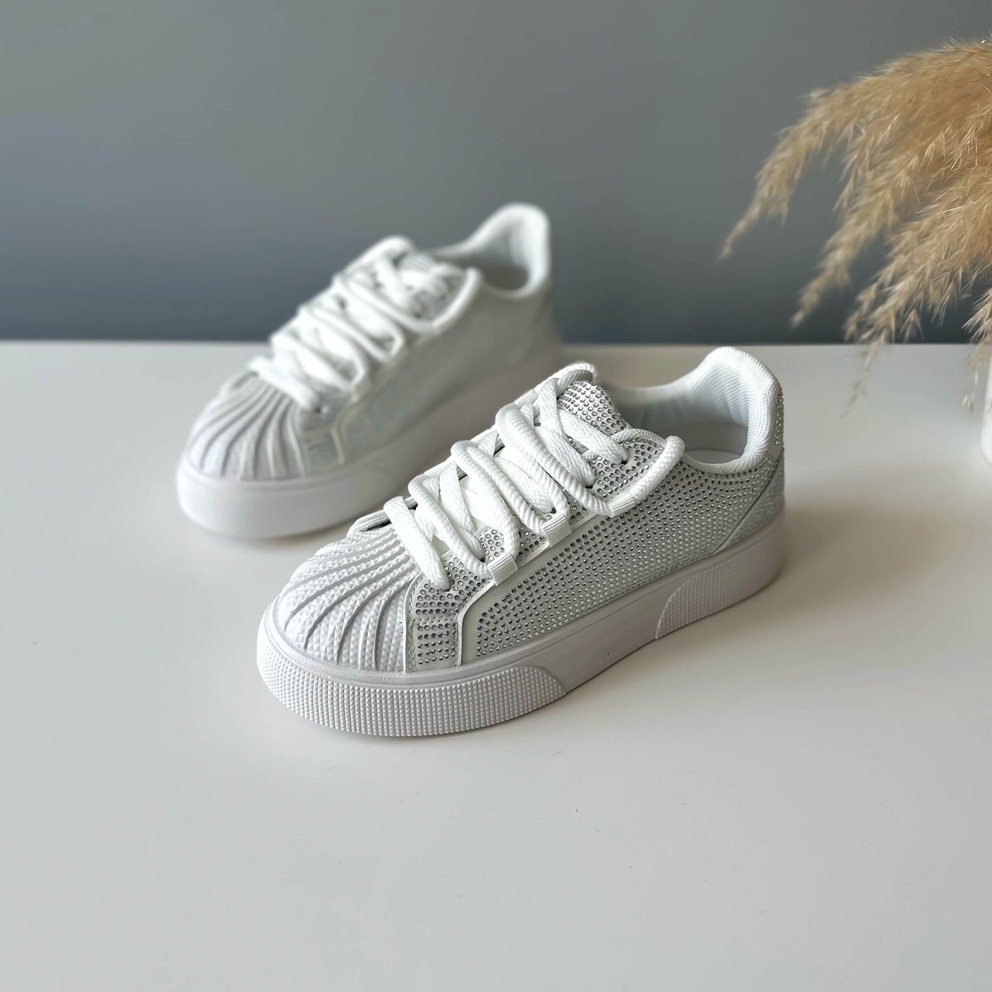 Adidasi dama casual albi BL575 N10-2