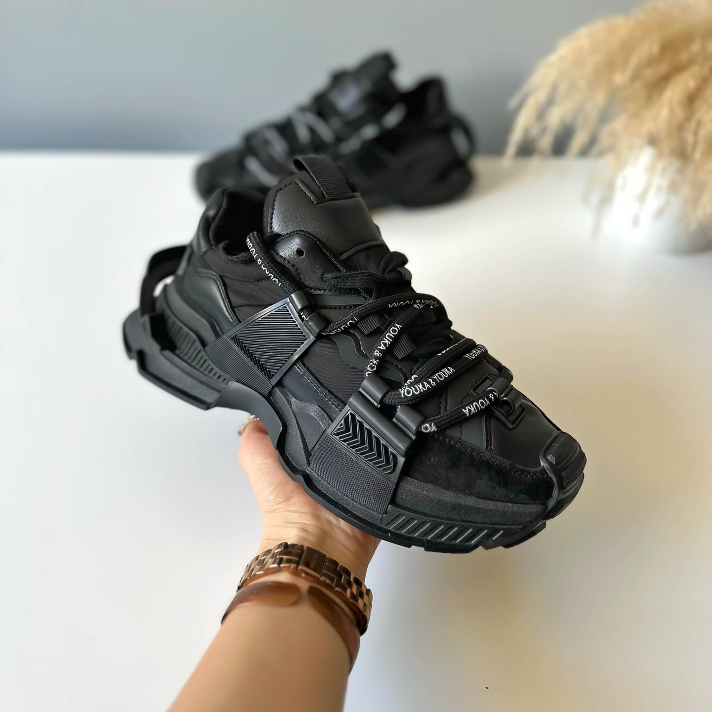 Adidasi dama casual negri Y912