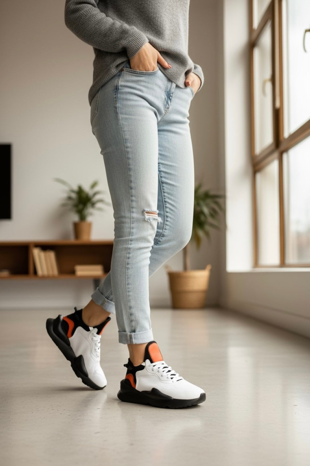 Adidasi dama casual, inalti, albi cu negru H9